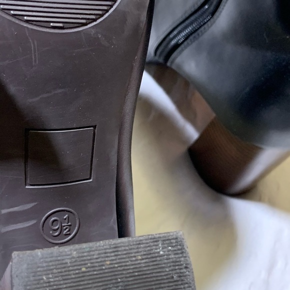 Merona Booties from Target - Picture 3 of 5